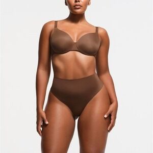 SKIMS Bra Full Coverage Lightly Lined / Jasper / 44 DDD